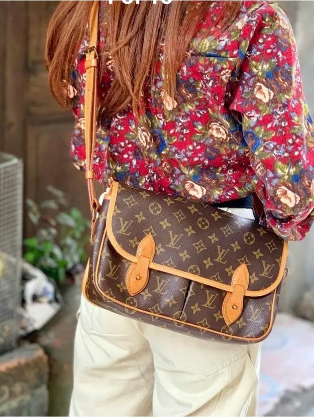 Authentic Louis Vuitton Gibeciere MM monogram messenger bag